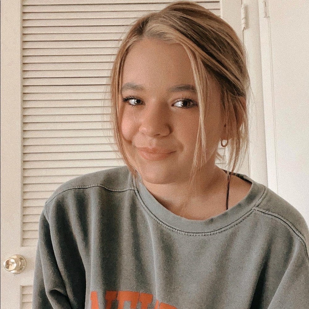 Meet your Posher, Paulina